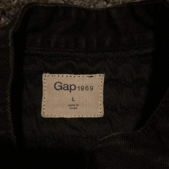 Gap 1969 remake denim jacket large - Picture 2 of 5